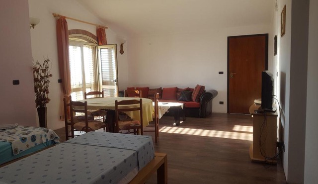 Aparthotel Beni in Orikum