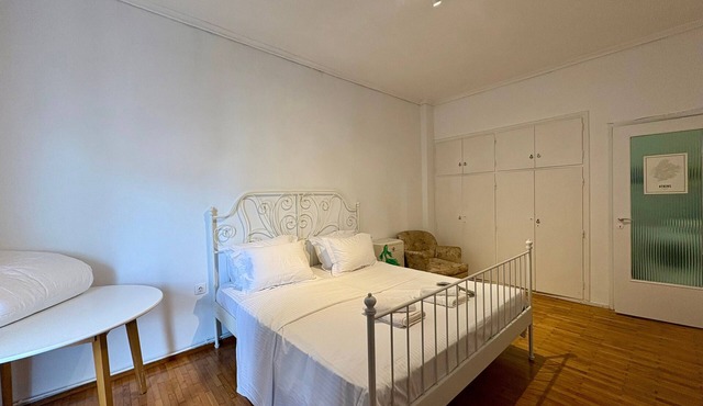 Apartment 'Dear Greece I Miss You' with Wi-Fi and Air Conditioning in Kallithea