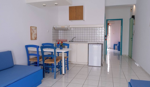 Apartment for 4 pax with Sea View-200 meters from the beach