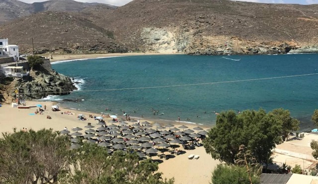 Apartment 'Kolibithra Beach House Tinos' with Sea View, Wi-Fi and Air Conditioning