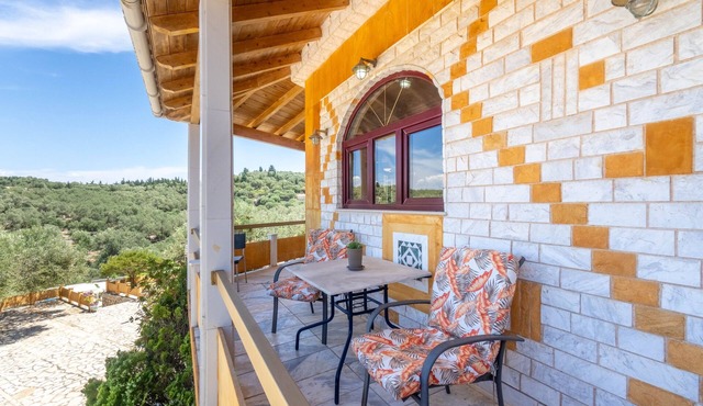 Apartment 'Paco's Resort Family Villa 14' with Sea View, Wi-Fi and Air Conditioning in Paxoi