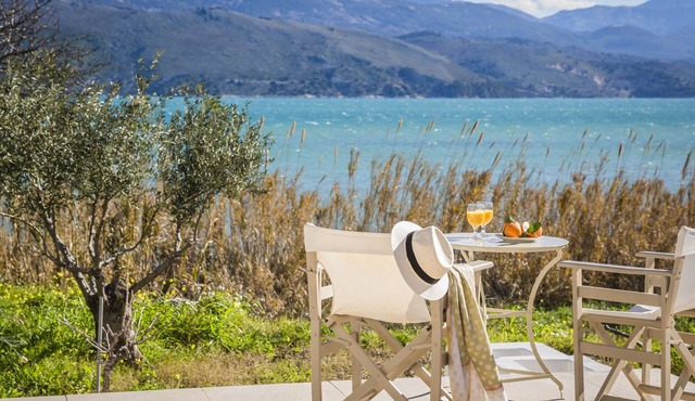 Apollonides Seafront Villa 1 “Aoede”