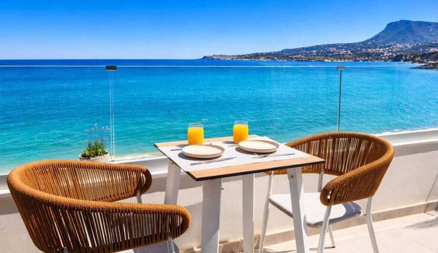 Aqua Vista-Villa Wave seafront villa with private Jacuzzi, Kalyves Crete in Kalyves