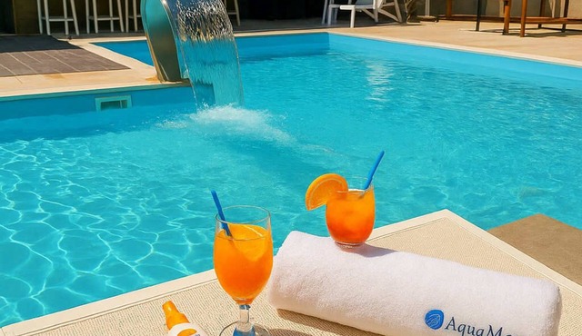Aquamare Studios - Seaview Suite & Pool Escape