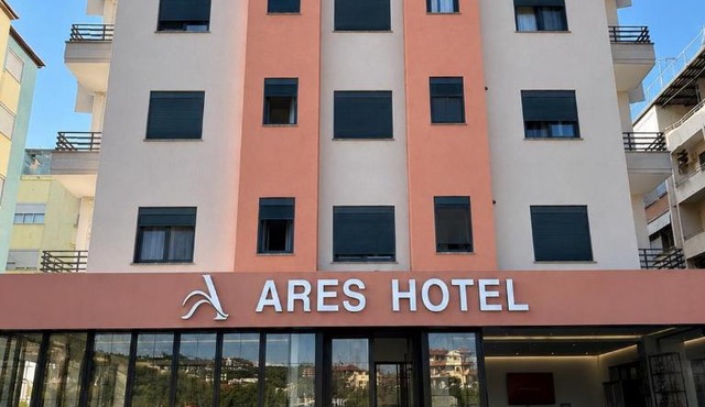 Ares Hotel