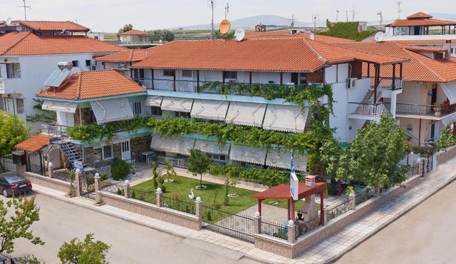 Artemis Apartments in Nea Propontida