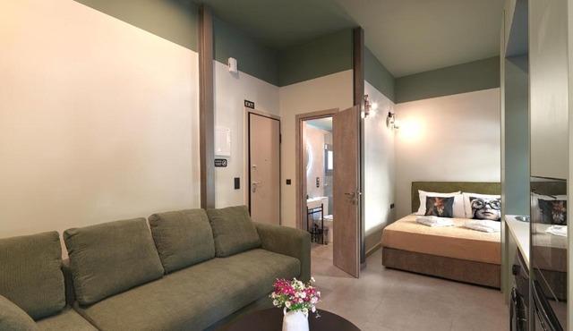Athens City Center Courtyard Suites