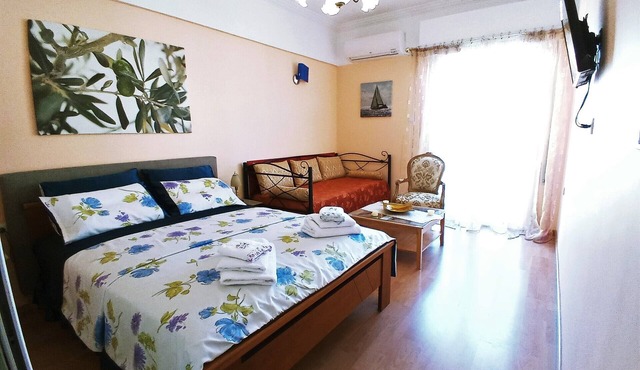 Athens Neoclassical: cozy apartment near Acropolis and the best places in Athens in Αθήνα