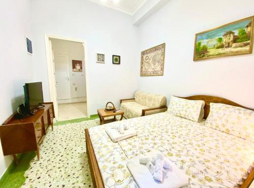 Athens Vintage Apartment in Athens