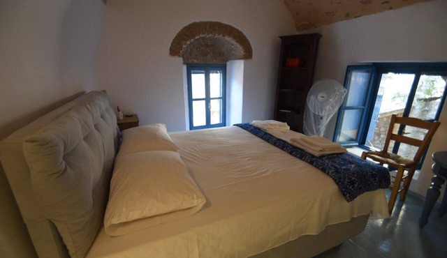 Avgonima Joy Medvial Suite in Chios