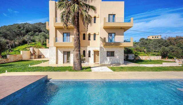 Beautiful apartment for the whole family with view at the beach