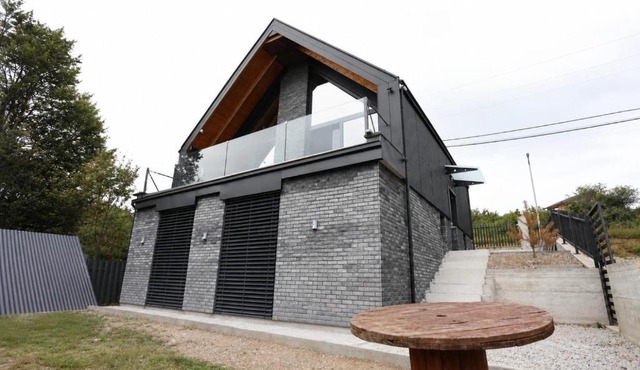 Black Villa