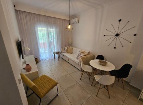 Blue Horizon Seaview Apartment in Iraklitsa