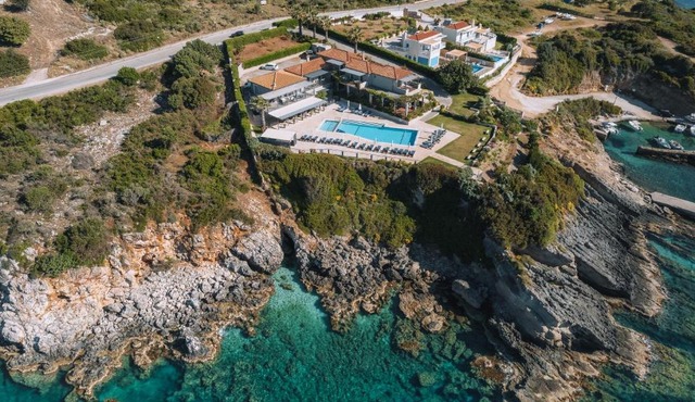 Blue Jasmine Hotel