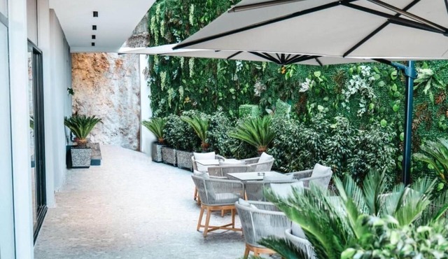 Boe Luxury Hotel