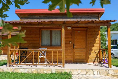 Bunec Beach Resort in Piqeras