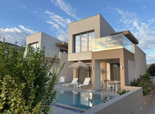 Calm Luxury Villas