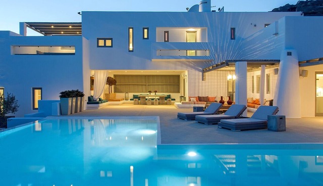 Casa di Luna Villa in Kalafati