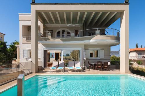 Cedar Tree Villa