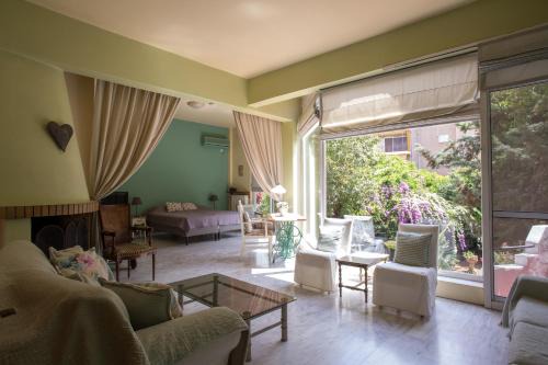 Charming Sunlit Apartment with Garden Views