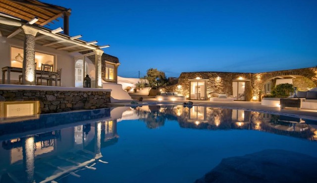 Charming villa in Platis Gialos with private pool in Mykonos
