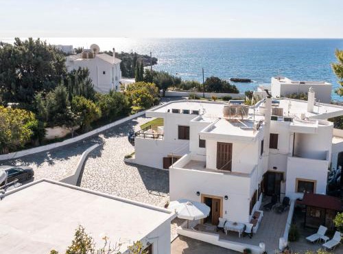Christine Beachside Villa Pefkos