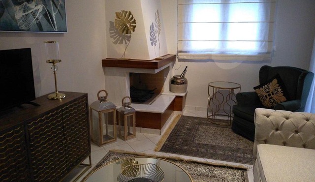 Christine's Golden Suite at Ioannina's Center in Ioannina