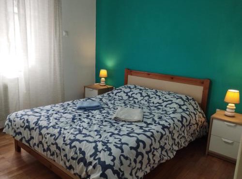Colorful apartment 5 minutes walk from Acropolis in Athens