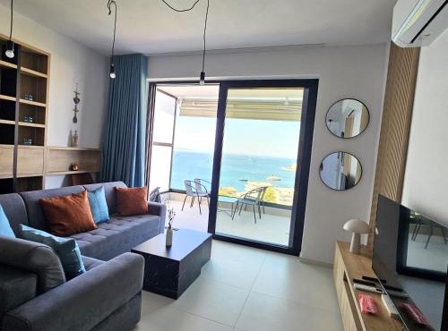 Cosy Sea View Apartment