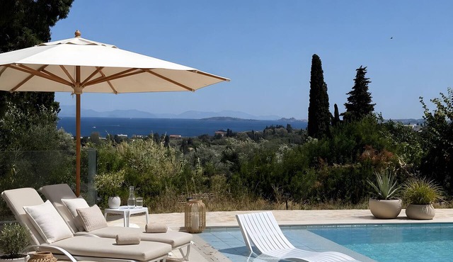 Cottage 'Blue Green Villa' with Sea View, Private Pool and Wi-Fi in Agios Markos