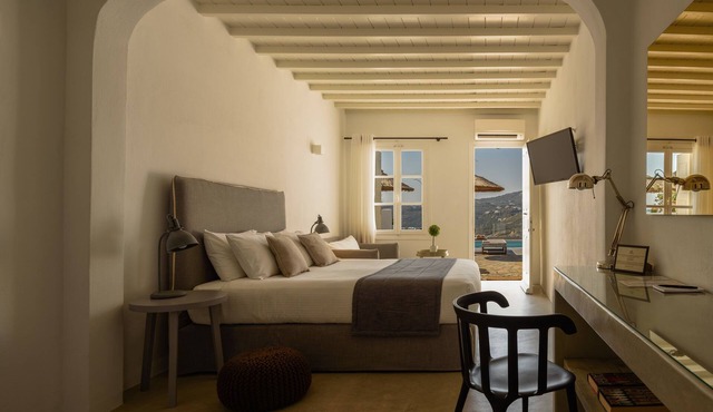 Cova Mykonos Suites in Mykonos