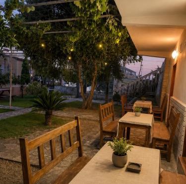 Cozy Family Apartment Near the Beach