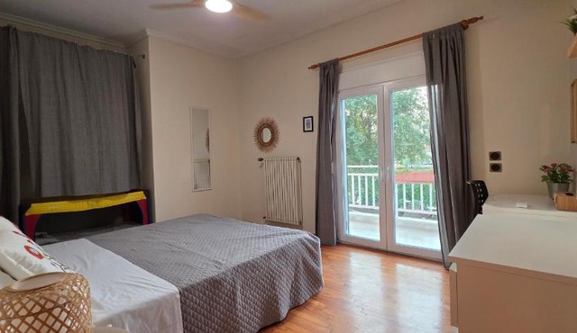 Cozy Family & Friends 3 Bedroom Apartment in Sintiki