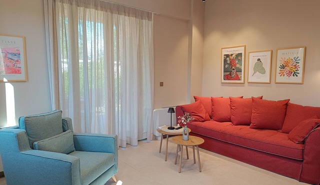 COZY NEWLY BUILD BY THE SEA APARTMENT IDEAL FOR FAMILIES