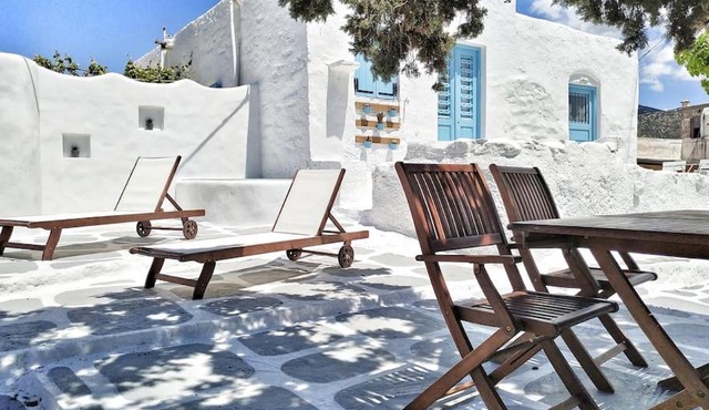 Danae’s cycladic house