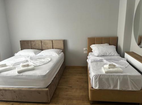 Denis room