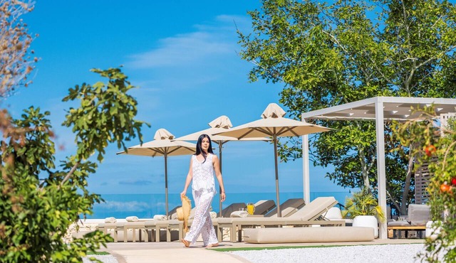 Dream Vacation Home with Ocean View, Private Pool, and Garden in Kournas