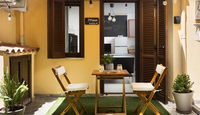 DVision Apartment - In the Heart of Historic Ano Poli in Thessaloniki