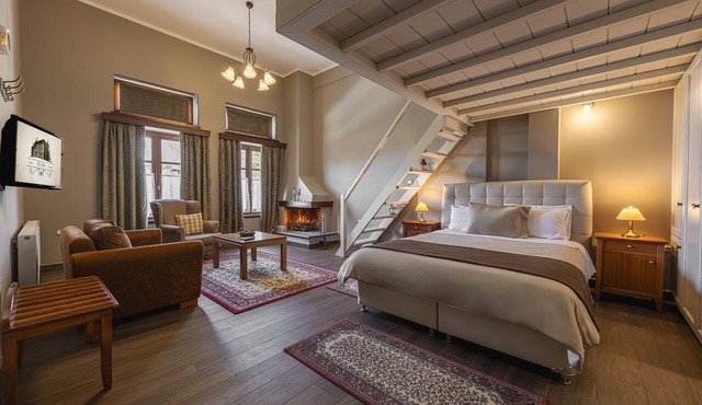 Ef Zin Studios & Suites in Distomo-Arachova-Antikyra