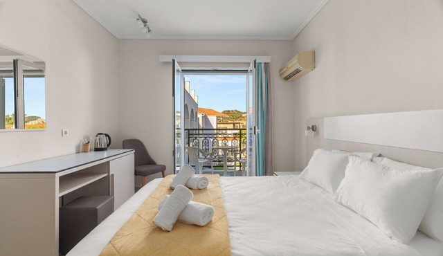 Eleana Hotel by GHH
