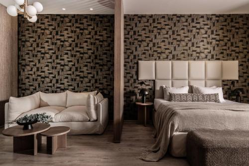 Elegance Luxury Executive Suites - Adults Only in Tragaki