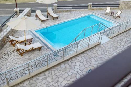 Elevi Mare Apartment in Tyros