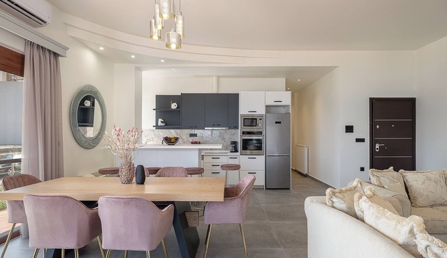 Elia Seaside Deluxe Apartment