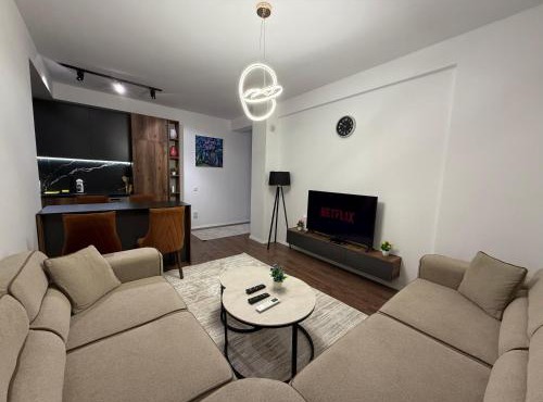 Elite Central Apartment