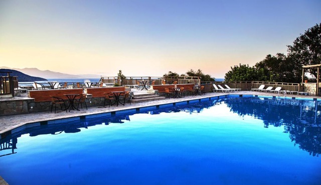 Elpida Village in Agios Nikolaos