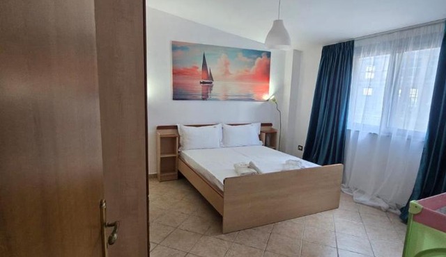Elvi Apartments