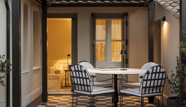 Emperose Residence in Athens