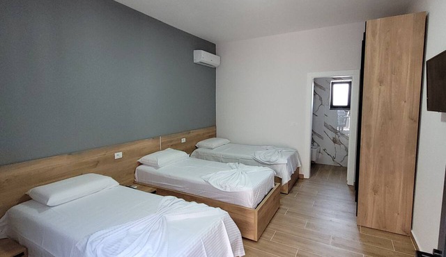 Erandi Hotel Tirana in Fushe-Kruje
