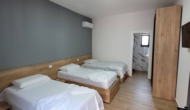 Erandi Hotel Tirana in Fushe-Kruje
