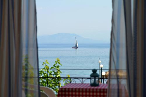Eros Beach Hotel